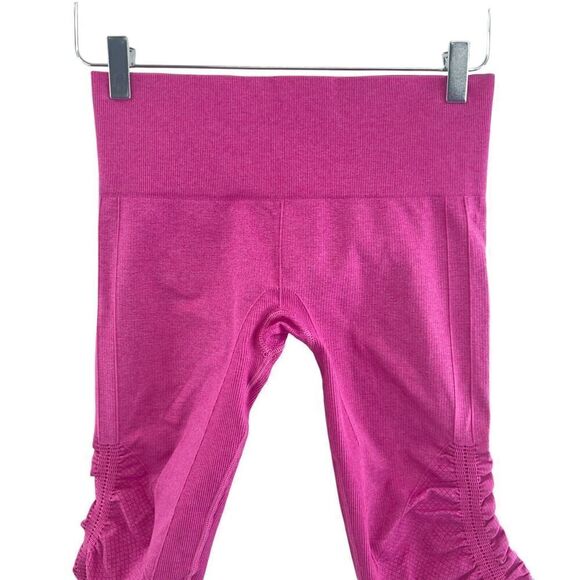 Lululemon Size 6 Ebb & Flow Crop Leggings Pink - Picture 3 of 11